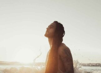 “Várias Ondas”: Número 1 nas rádios do Brasil, Gabriel Elias faz show de lançamento de novo álbum Casa Natura Musical