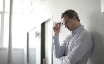 Ansiedade no trabalho tem que ser discutida no Dia do Trabalhador