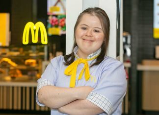 Arcos Dorados é a 2ª melhor empresa para se trabalhar para Pessoas com Deficiência