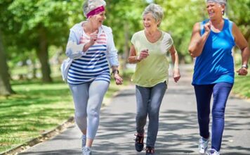 O número de mortes de idosos por queda no Brasil quase dobrou em 10 anos