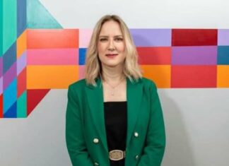 Andrea Broggio é a Diretora Comercial da Cogra Distribuidora