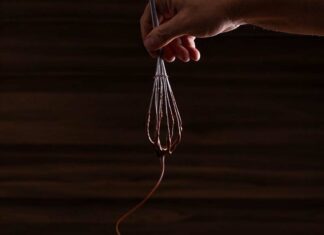 Abaré Pizzarias lança novo sabor doce em Curitiba