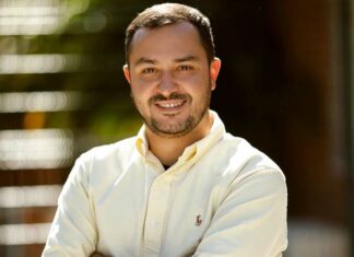 Pesquisas mostram como interações com chatbots de IA afetam o bem-estar social e emocional das pessoas