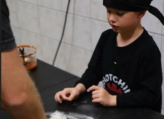 Pizza: malabarismos com a massa e cardápio de casamento conquistam clientes