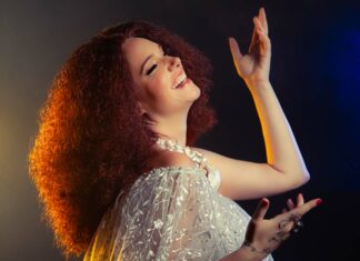 Branka lança single, e faz turnê pelo Japão com shows em homenagem a Clara Nunes e defende a tradição do samba