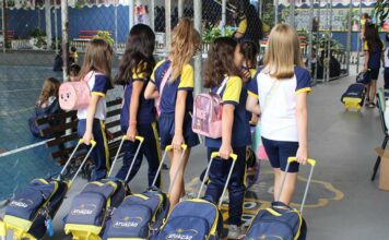 Volta às aulas: rotina e redução no uso de telas evita diminuição do aprendizado