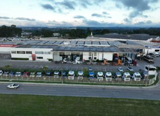 Savana celebra 20 anos e consolida operação Mercedes-Benz com foco em experiência completa e presença estratégica no Sul e Sudeste