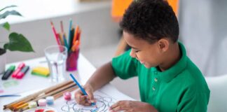 Amigos do HC lançam campanha de arrecadação de material escolar para crianças hospitalizadas