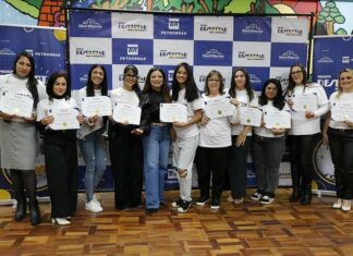 Capacitações profissionalizantes gratuitas abrem vagas para moradores do Tatuquara, Campo de Santana e Araucária